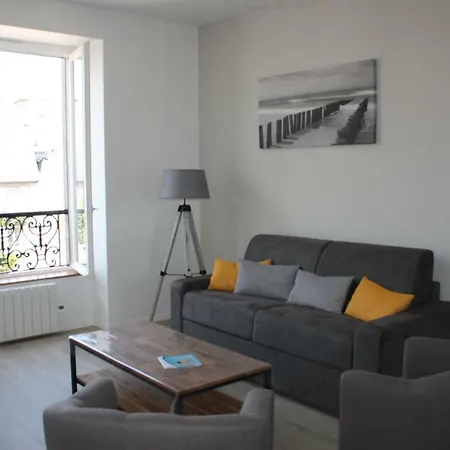 L'albatros アパート *